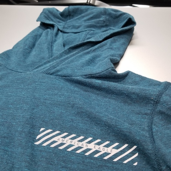 AEO Sweatshirt NWOT - Picture 2 of 3